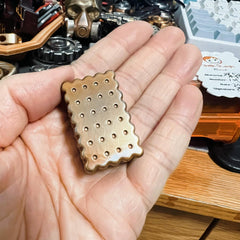 Biscuit Copper