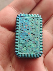 Biscuit Crystallized Titanium