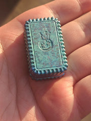 Biscuit Titanium