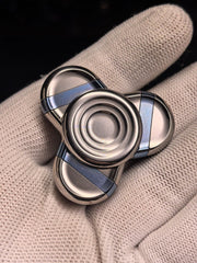 Trefoil Titanium