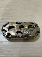 Top B, Titanium