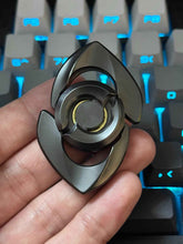 Baby Dolphin Zirconium