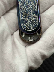 Top B Square face Zircuti