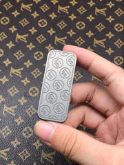 LEE Titanium