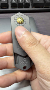 Plane Zirconium Zircuti