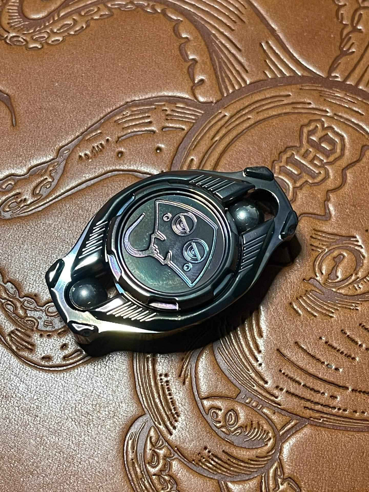 Manta Ray 2.0 Zirconium
