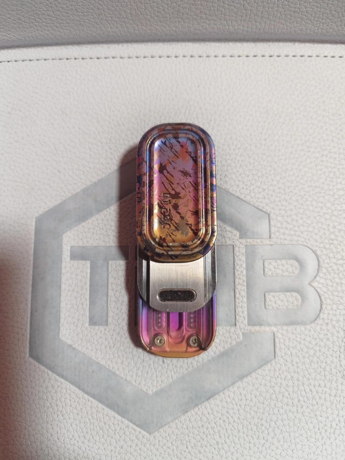 01EDC Slider No.7 Shell Titanium