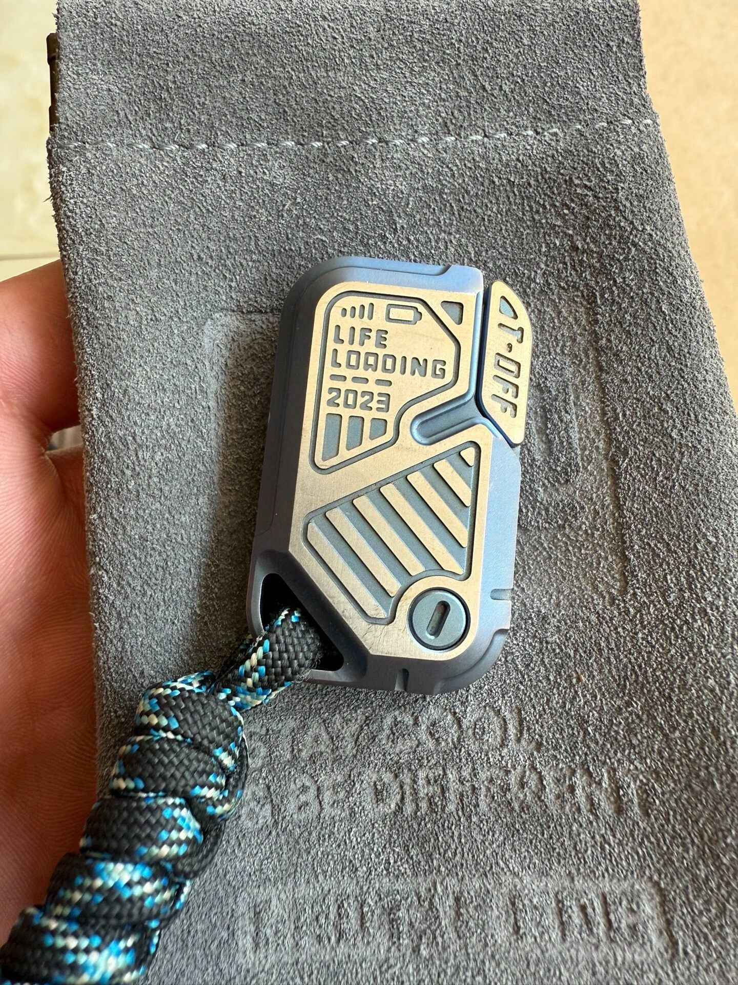 POP Throwing Card Titanium