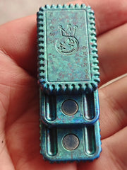 Biscuit Crystallized Titanium