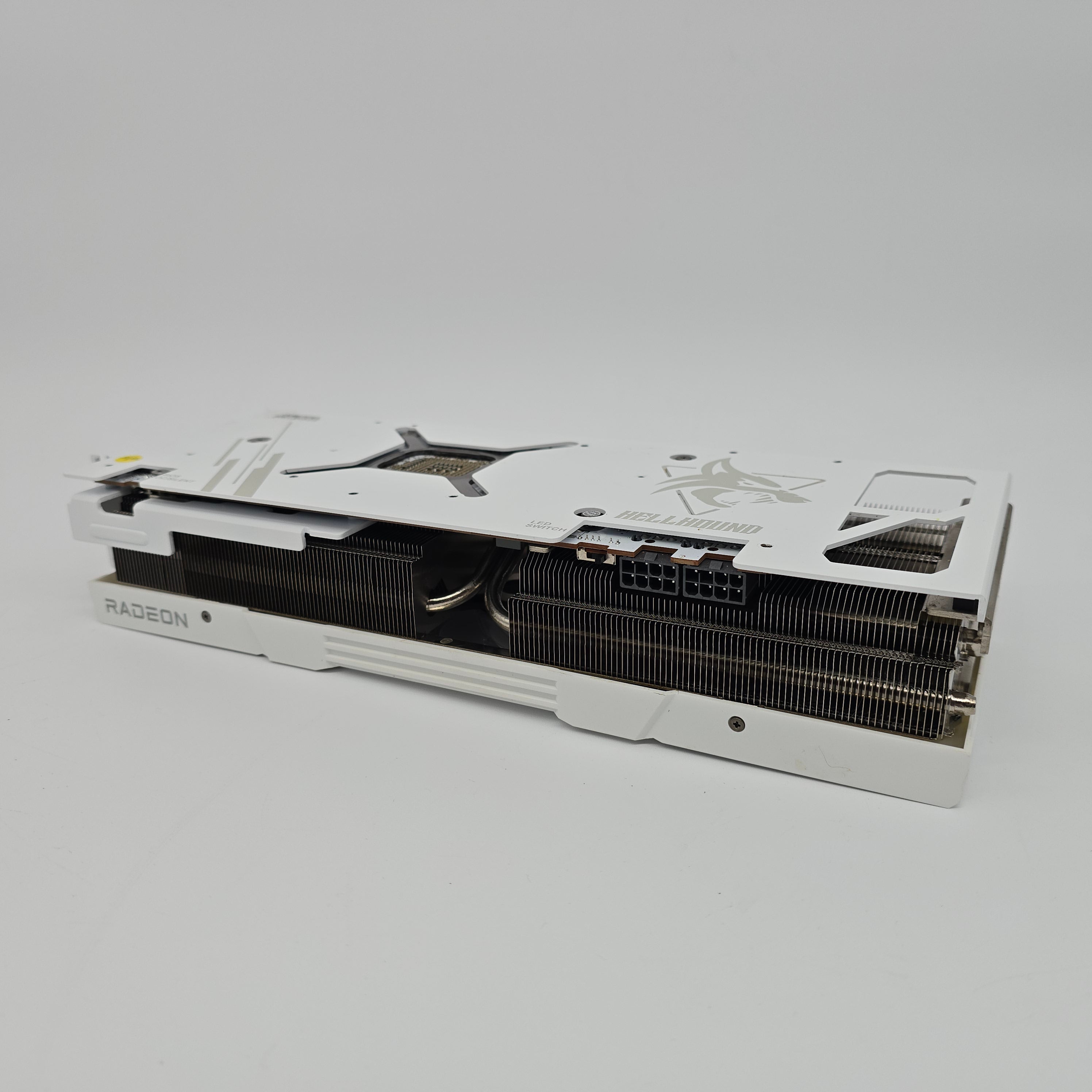 RTX 7900XTX Powercolor HELLHOUND Spectral White 24GB, AMD RADEON Gaming Graphics Card GPU