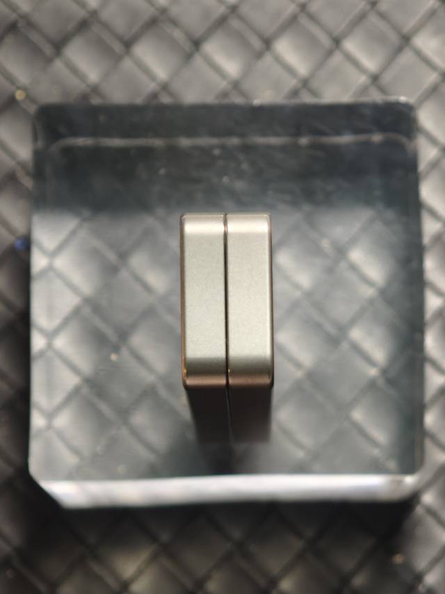 Mini Brick Titanium
