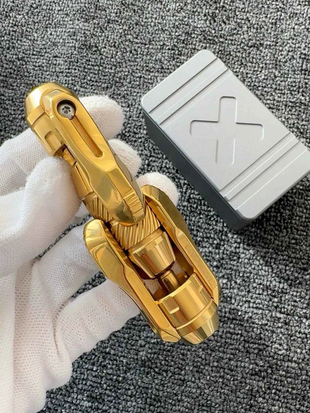 Lazer Crystalized Stainless Steel