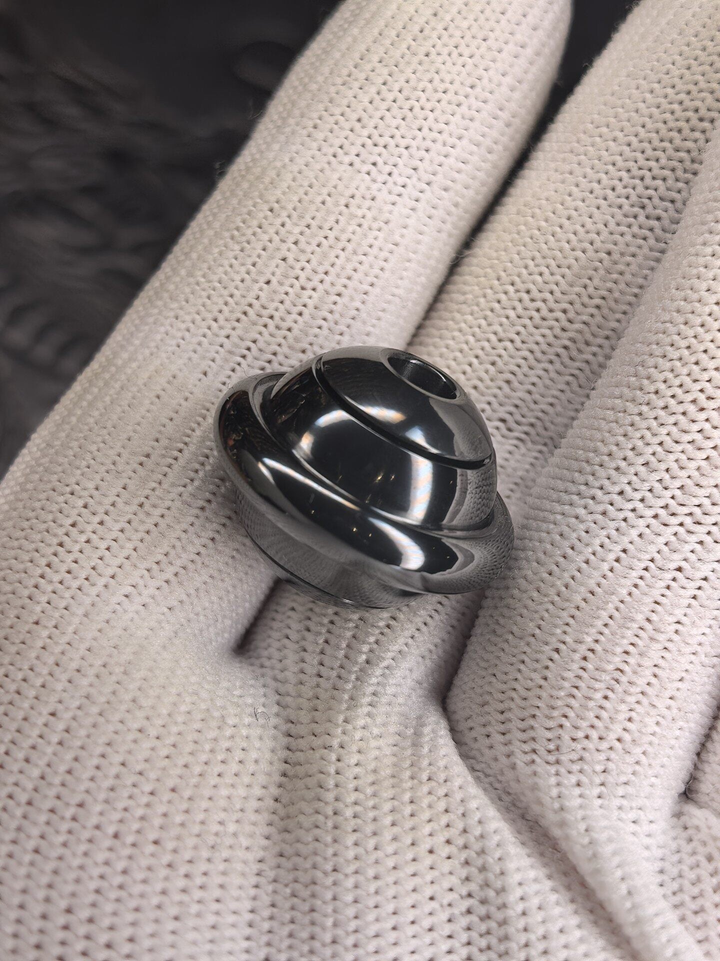 Planet Lanyard Bead, Zirconium