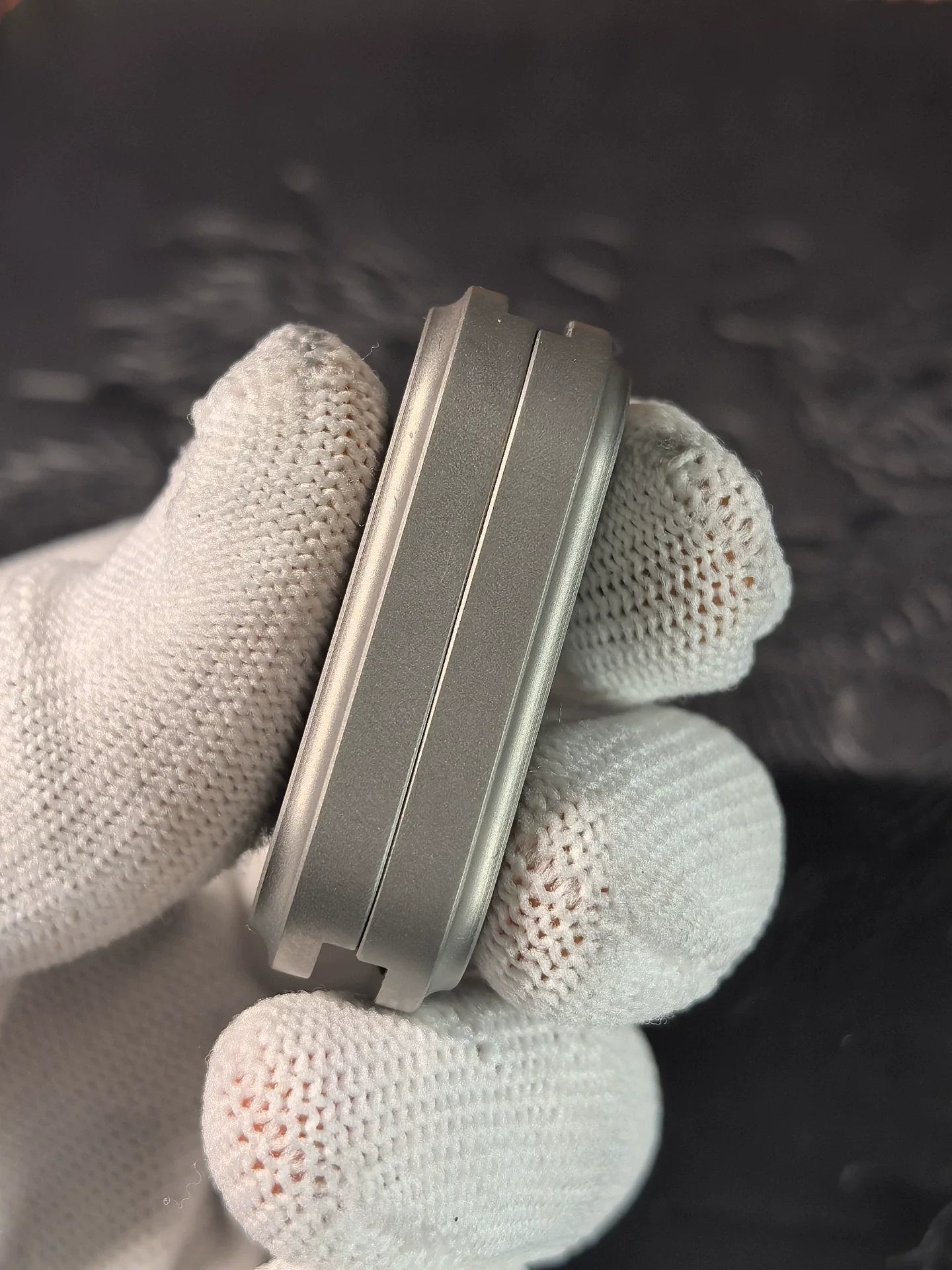 01EDC Slider No.11 Shell Titanium