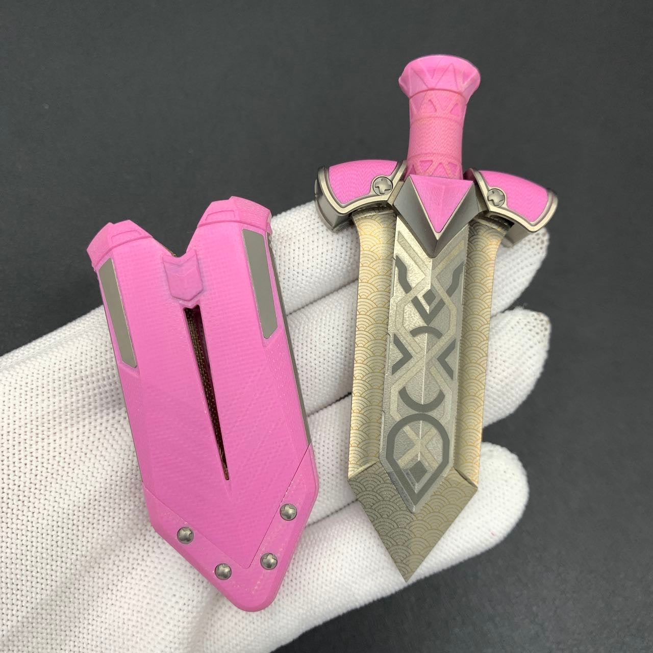 Ghost Lantern Lake Sword G10