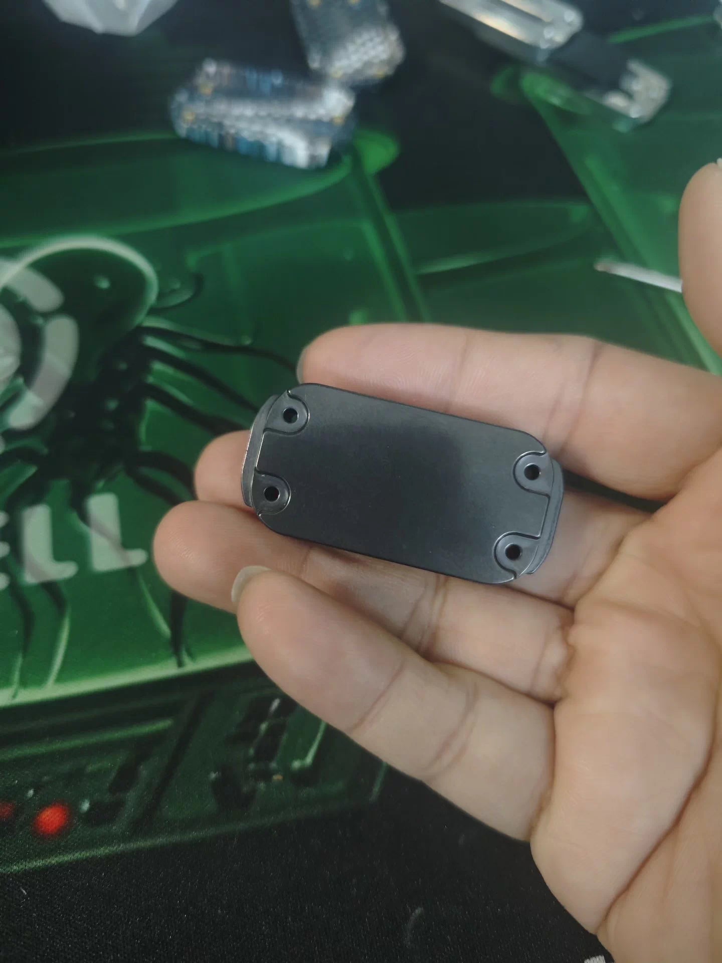 Core Ultra Thin Dense Zirconium