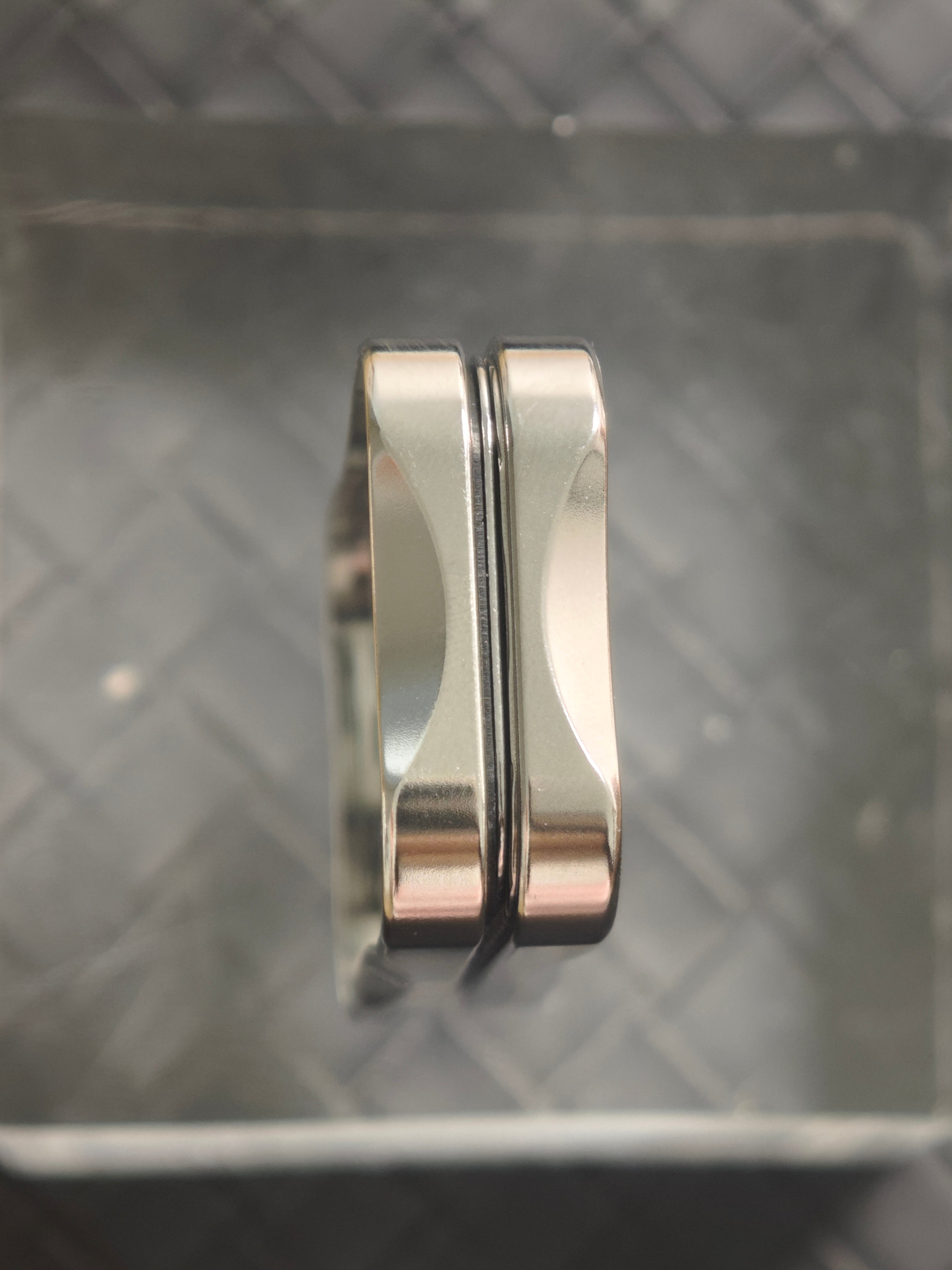 Slim Stainless Steel