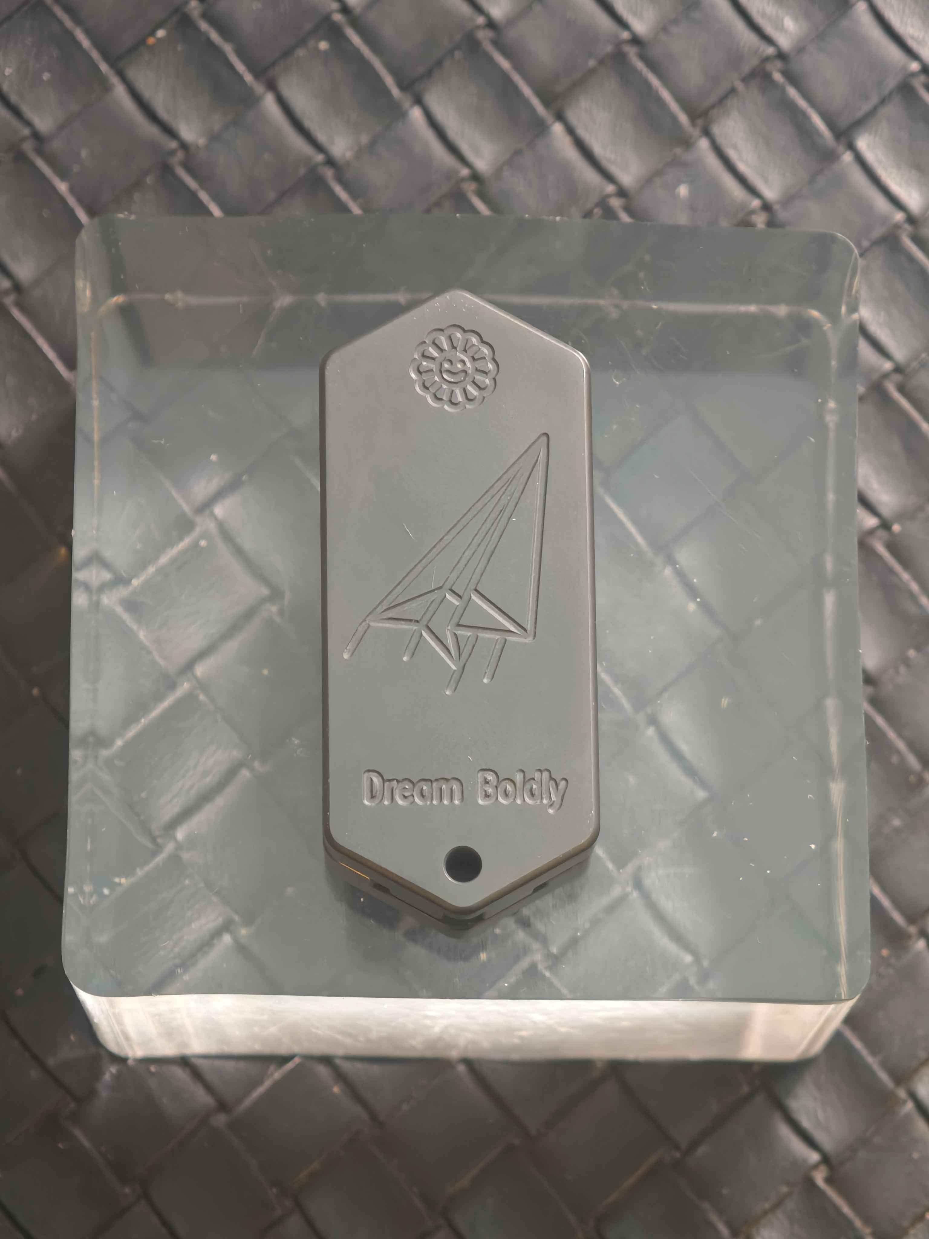 Plane Zirconium