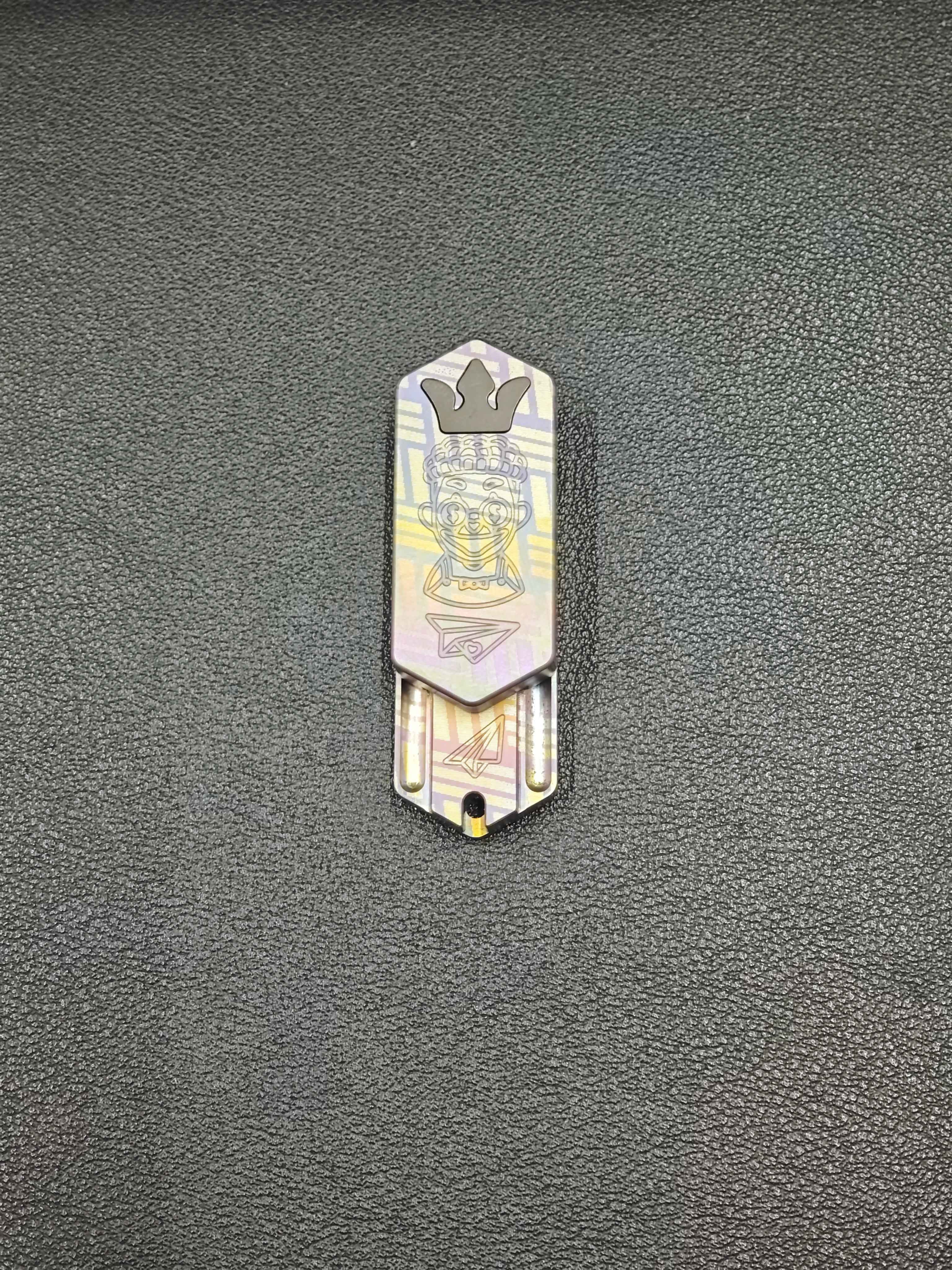 Plane Titanium