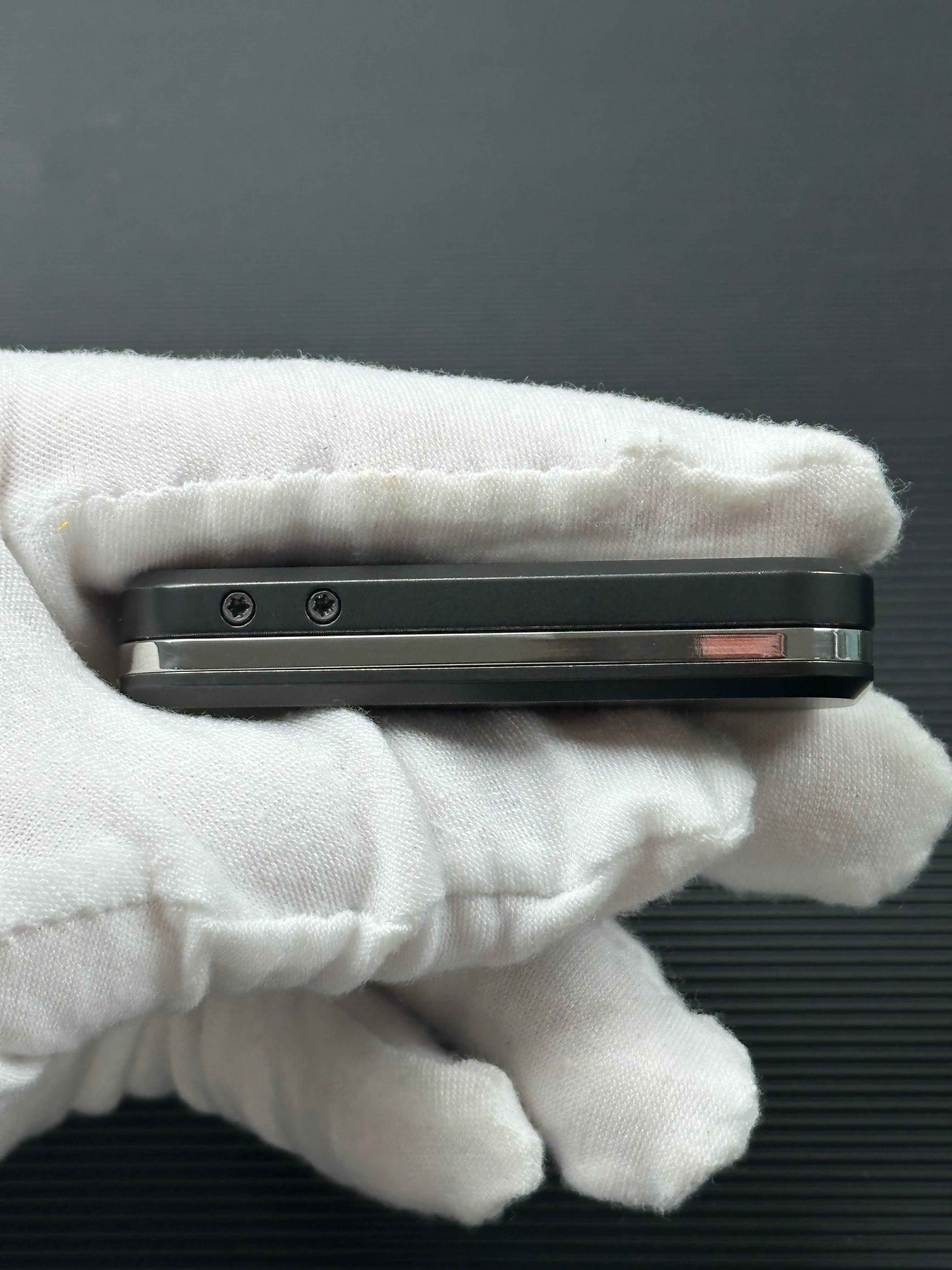 Eraser Titanium