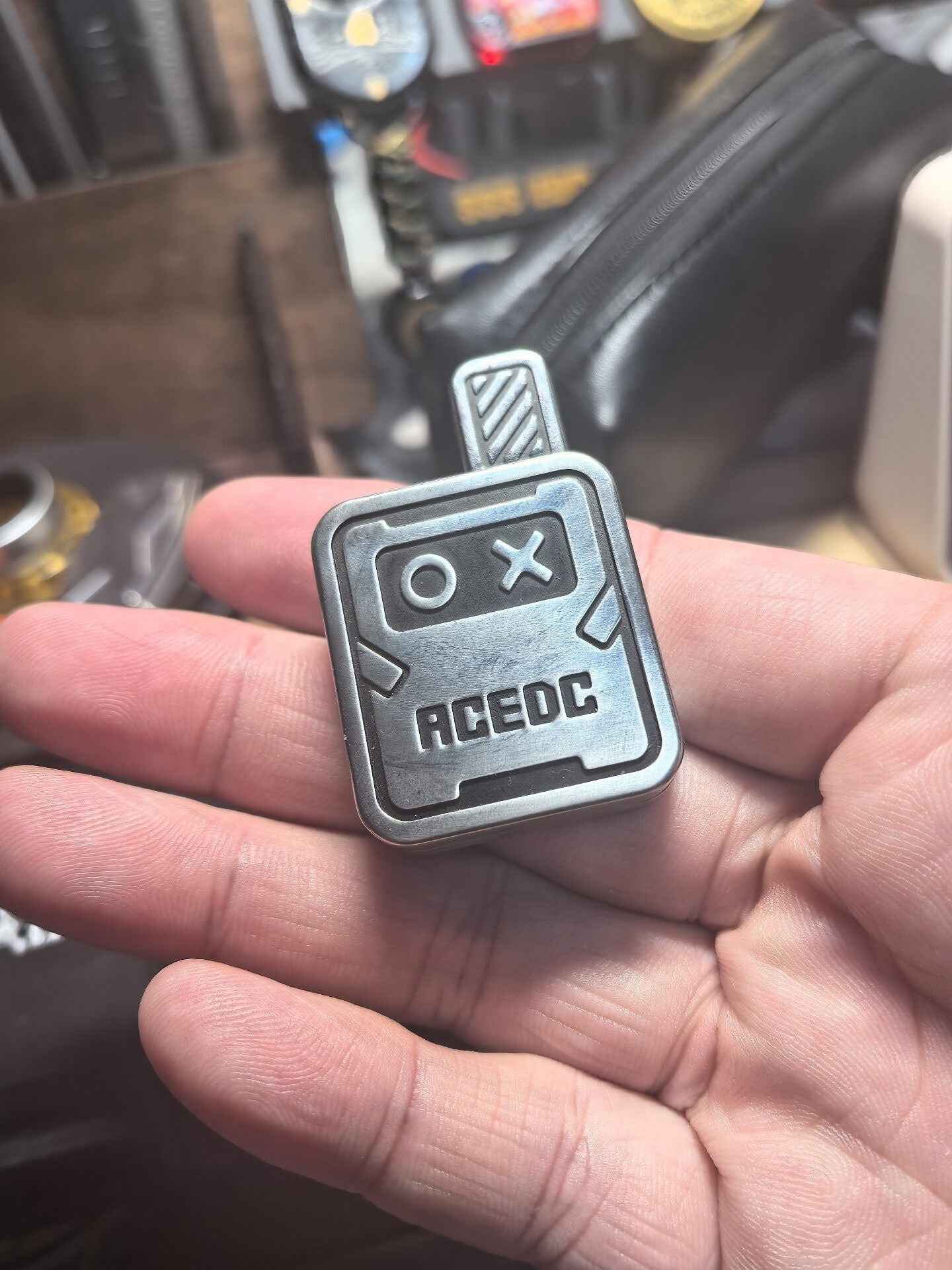 Rabbot Titanium