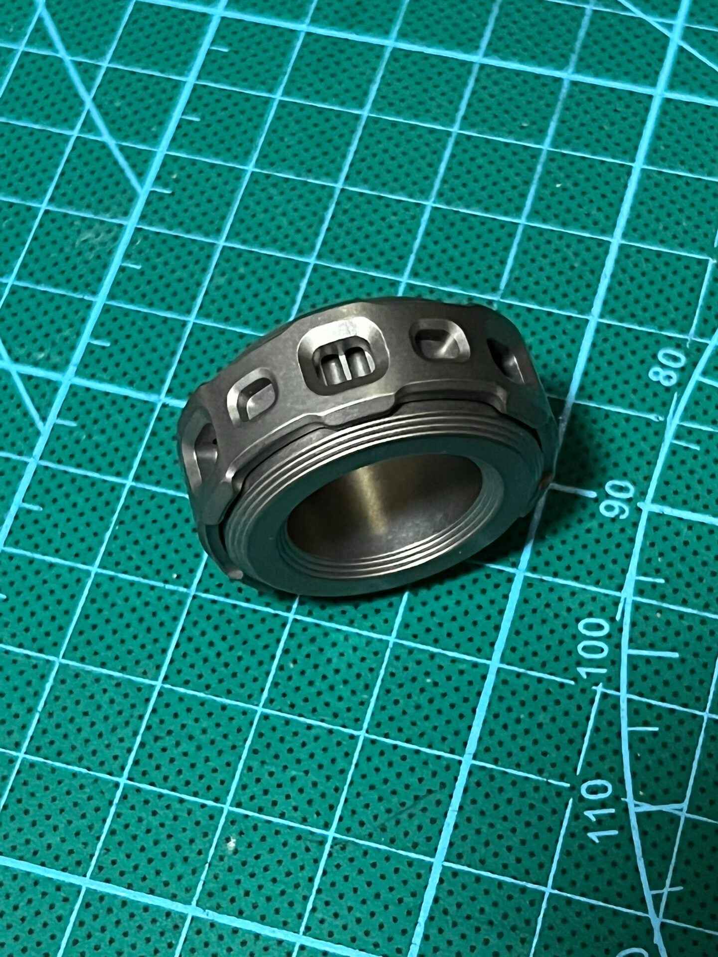 Shadow Raider Titanium