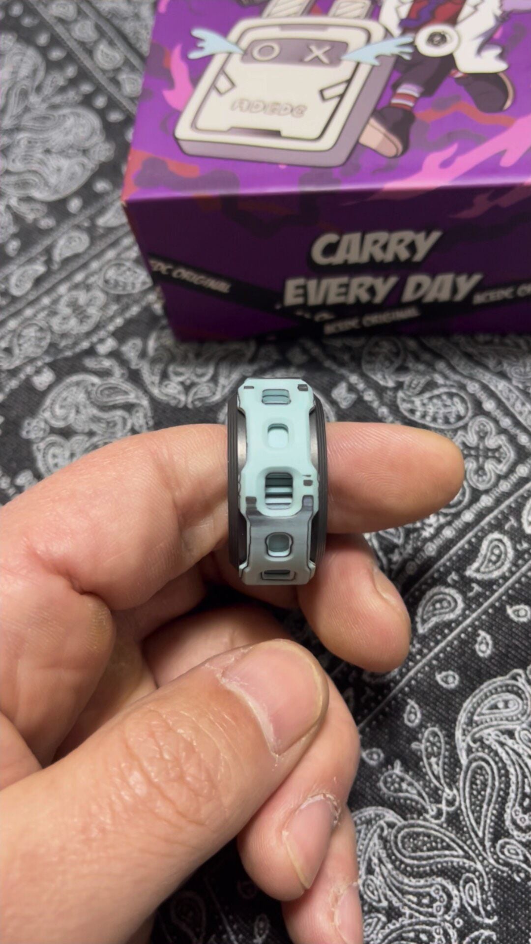 Shadow Raider Carbon Quartz