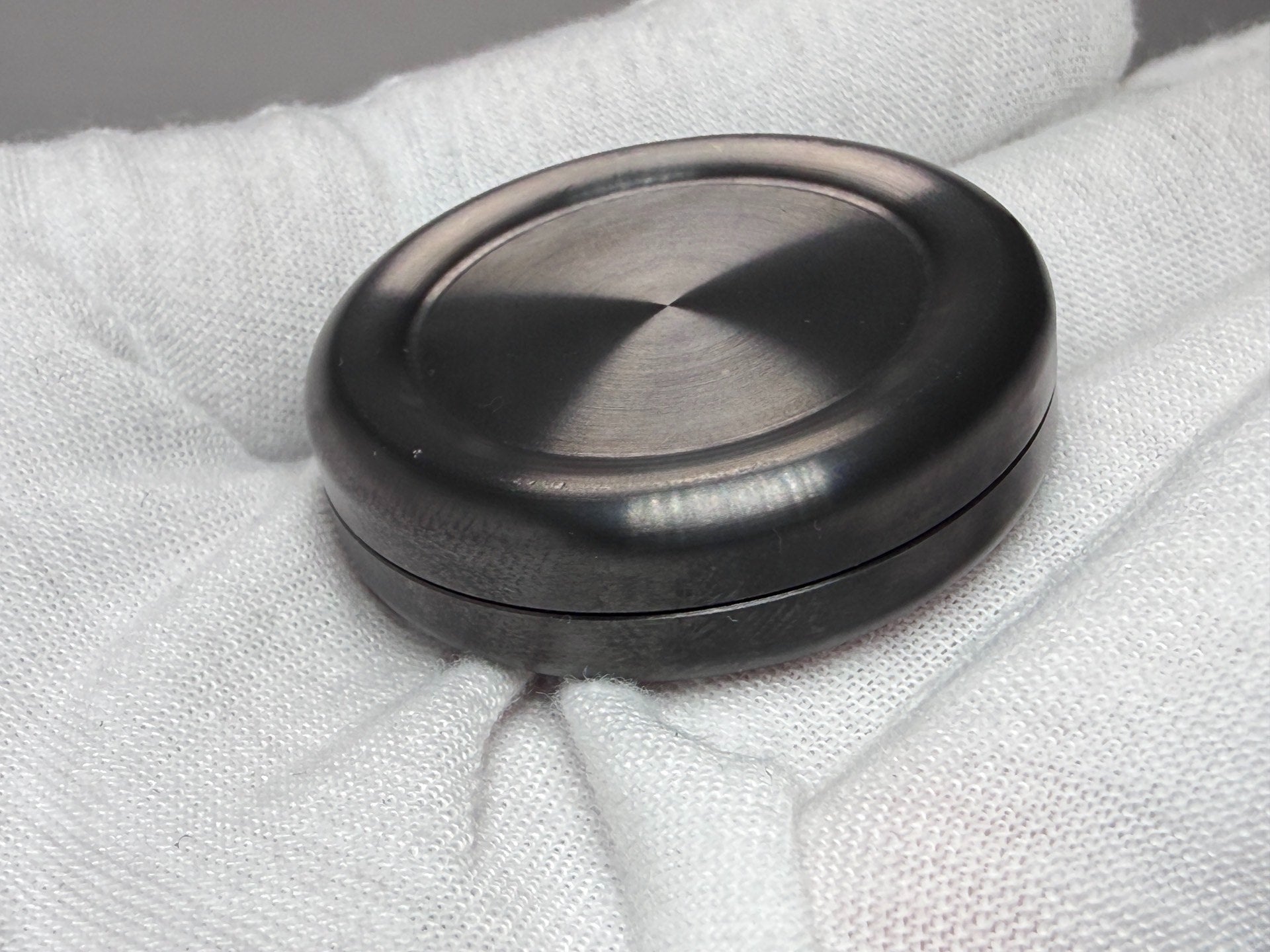 Milk Cap Mini Zirconium