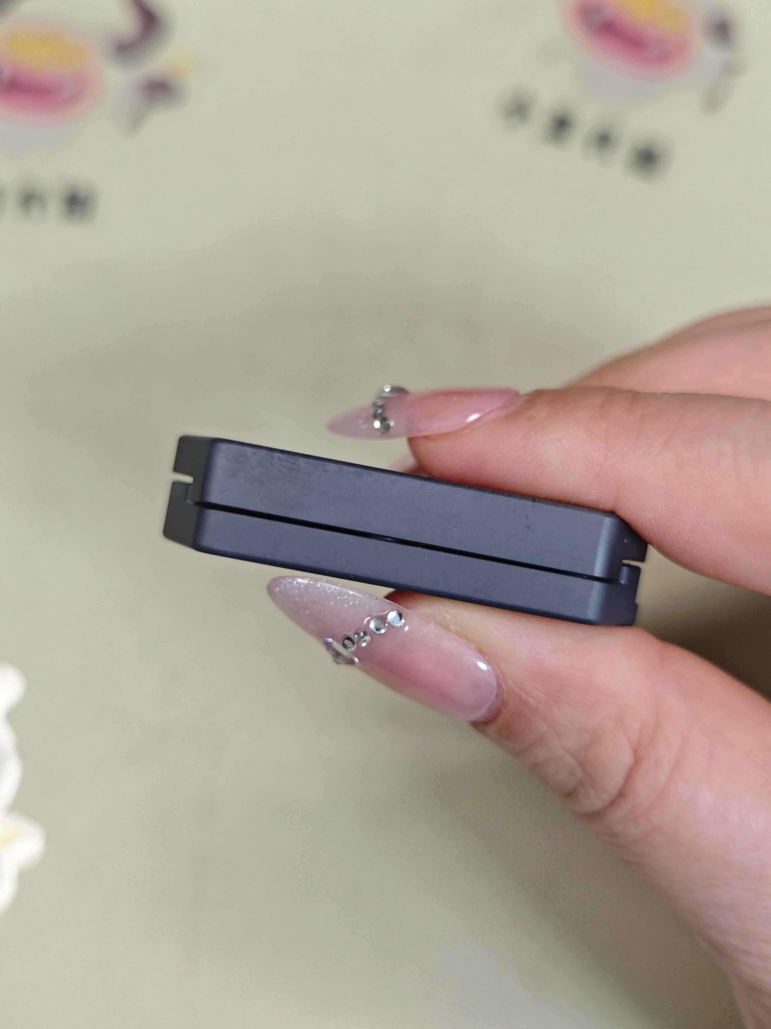Plane Zirconium