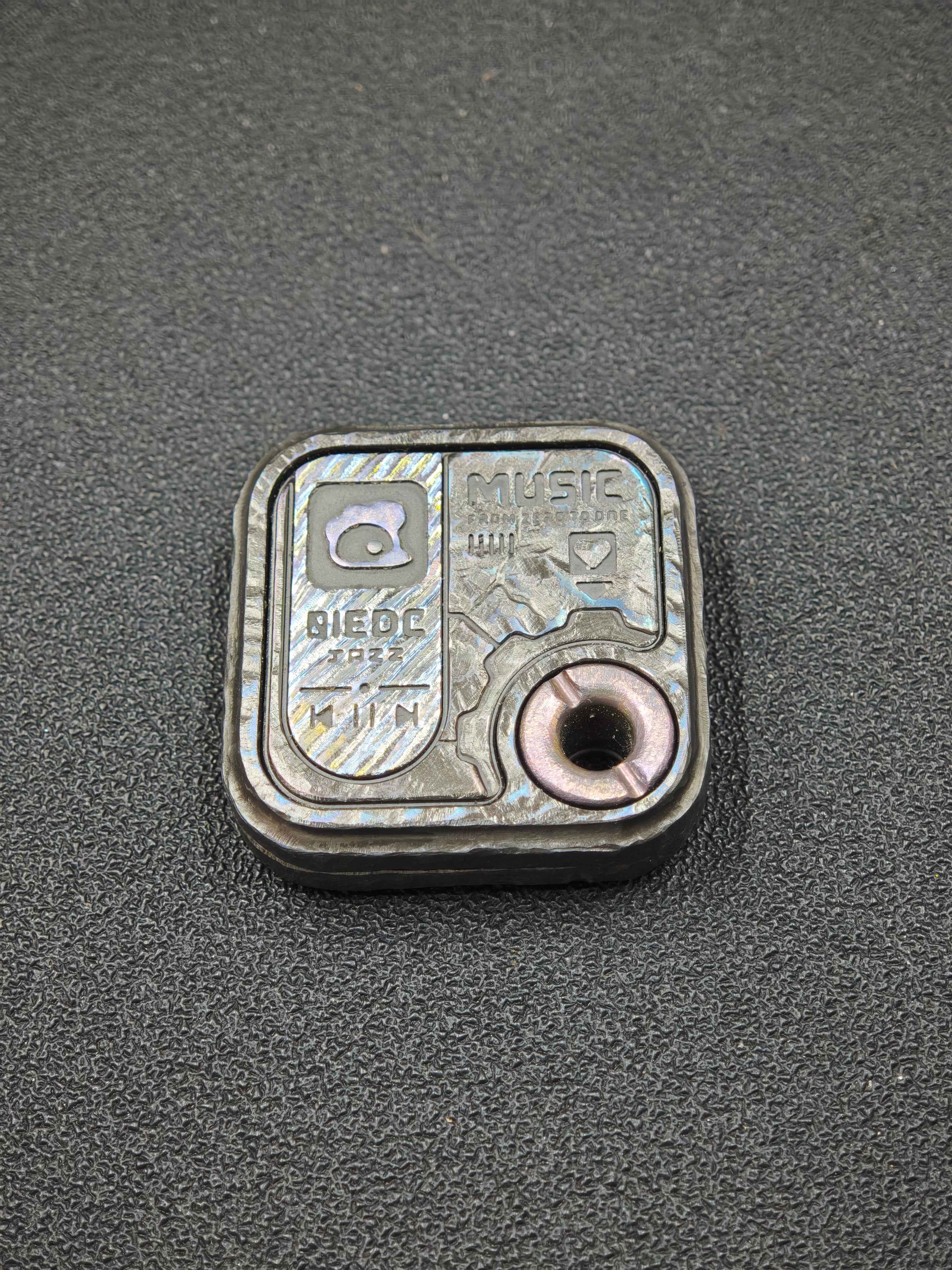 CD Base Zirconium