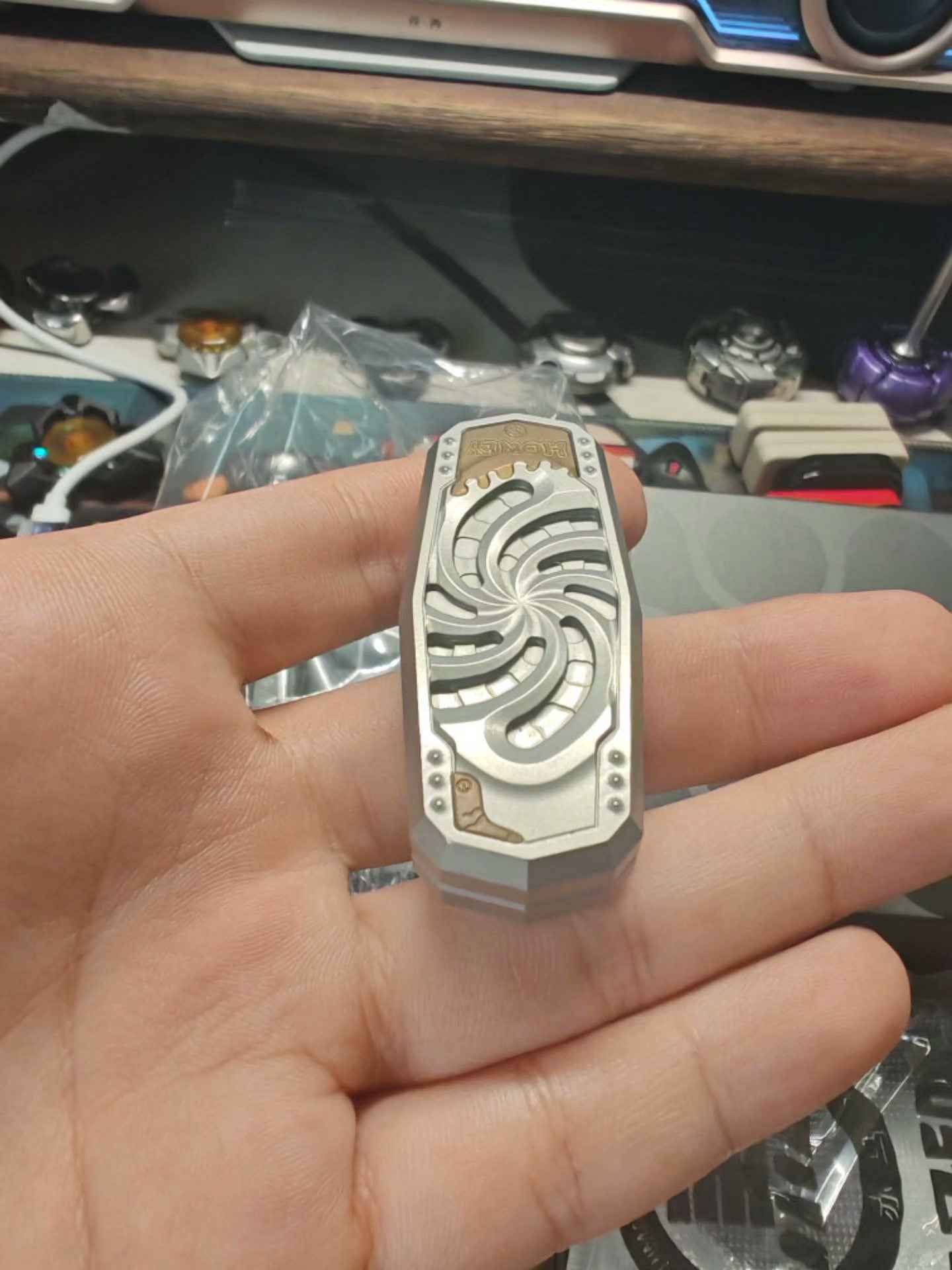 Monolith Stainless Steel