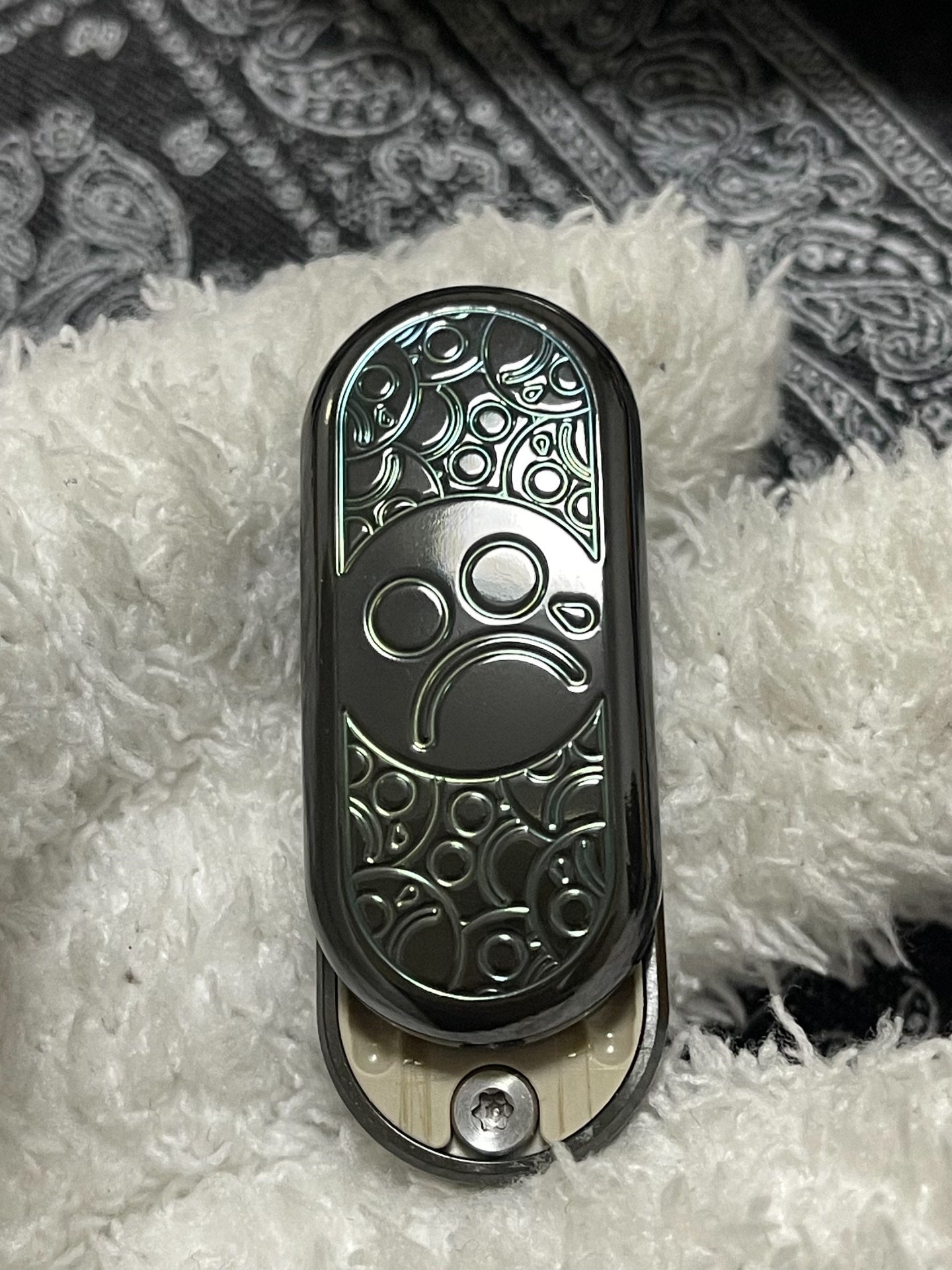 Top B Bubble Zirconium