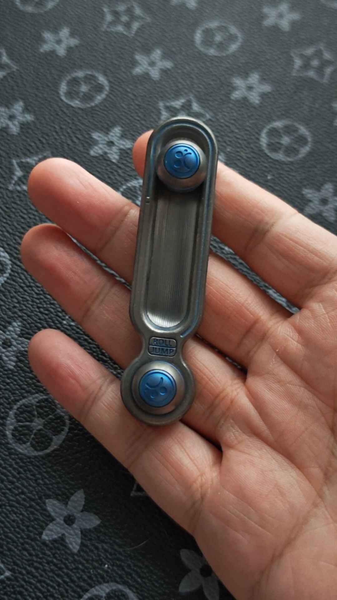 Cyber Ball Titanium