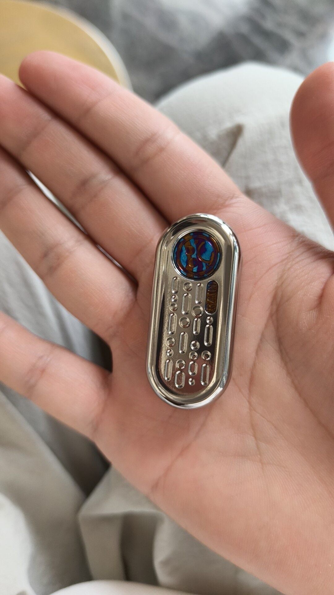 Top B Titanium