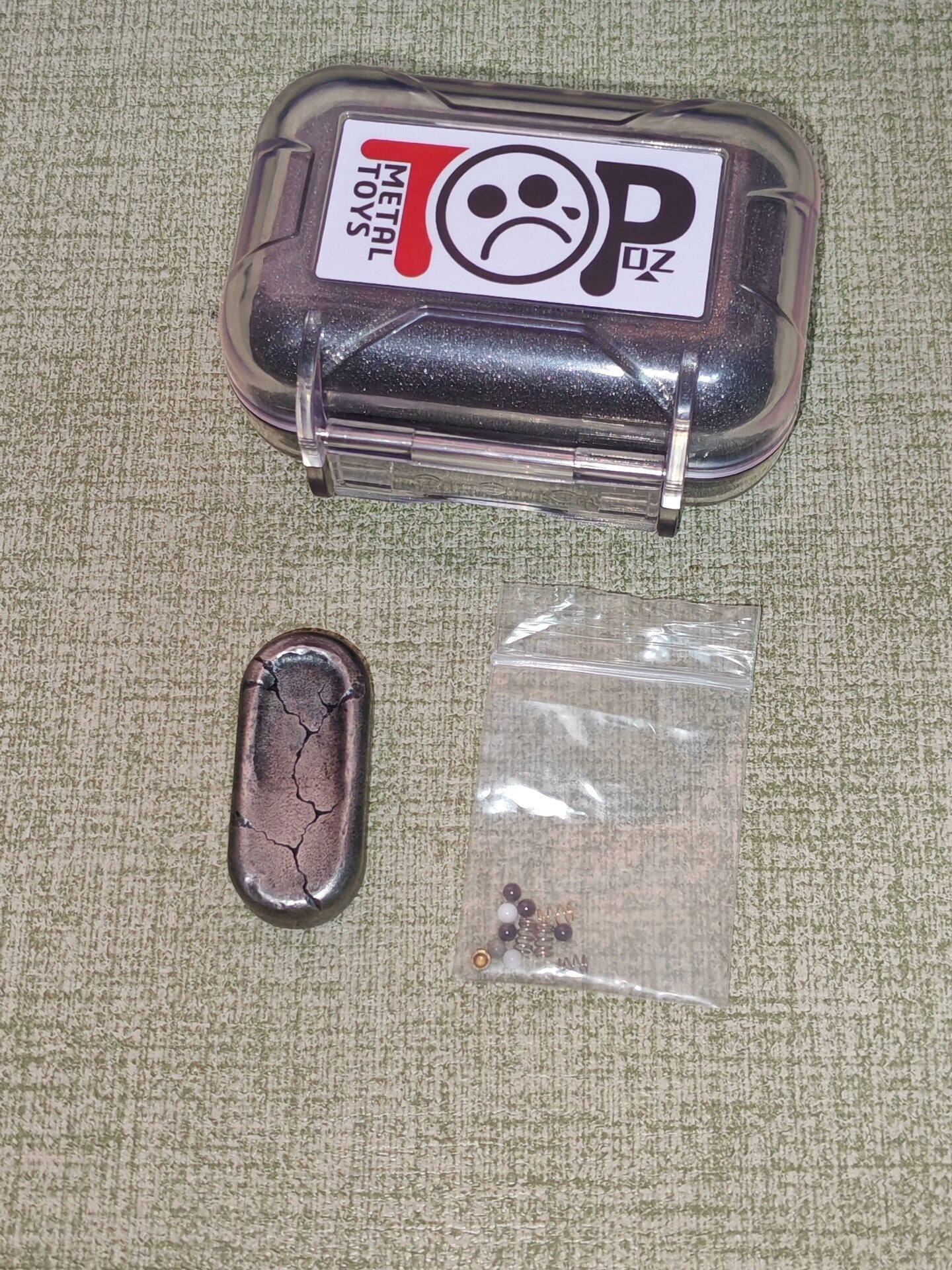 Top B, Stainless Steel