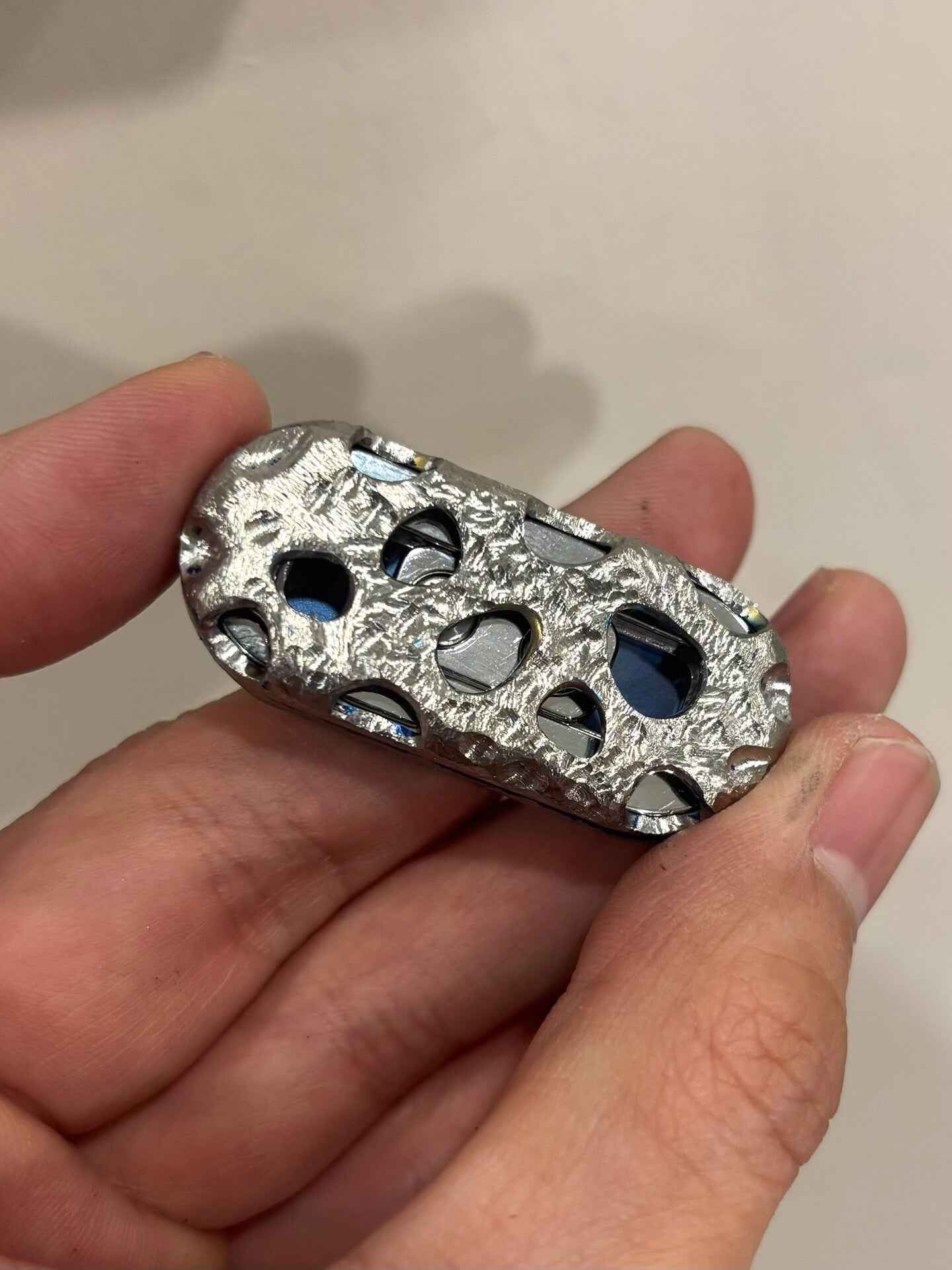 Top B Titanium
