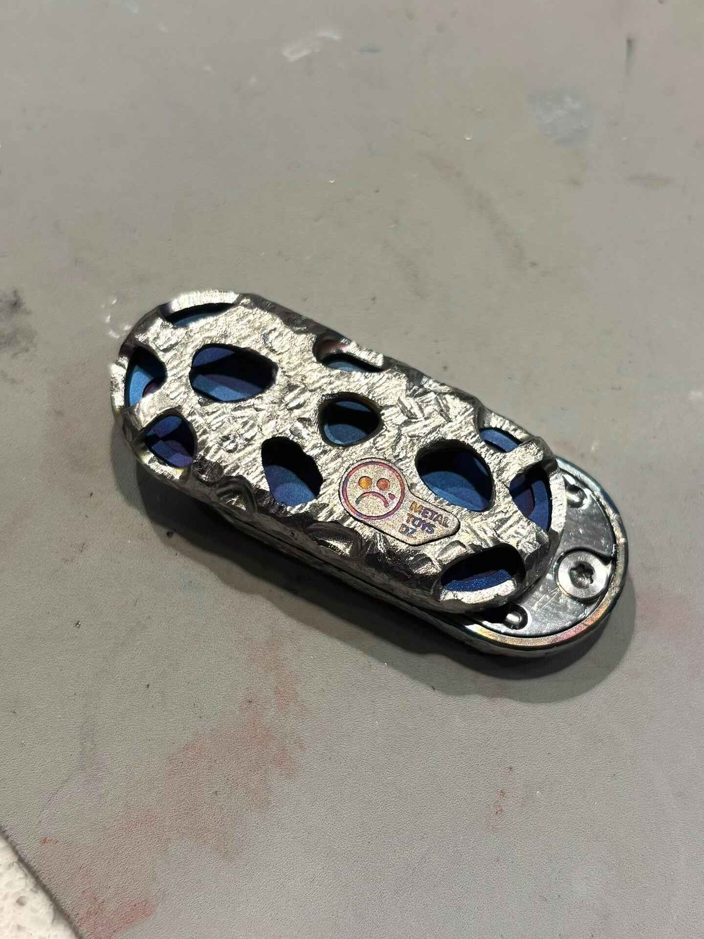Top B Titanium