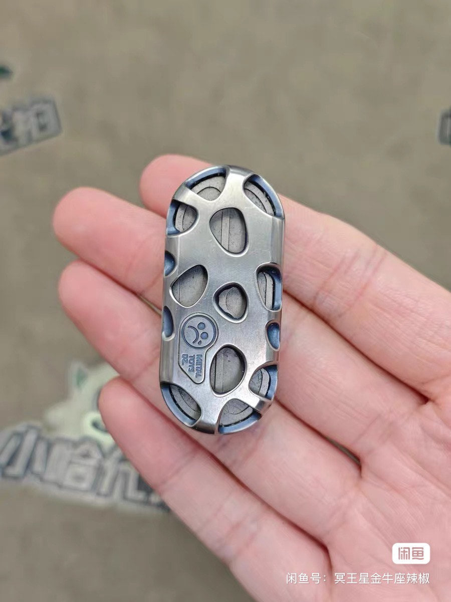Top B Titanium