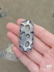 Top B Titanium