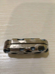 Top B, Titanium