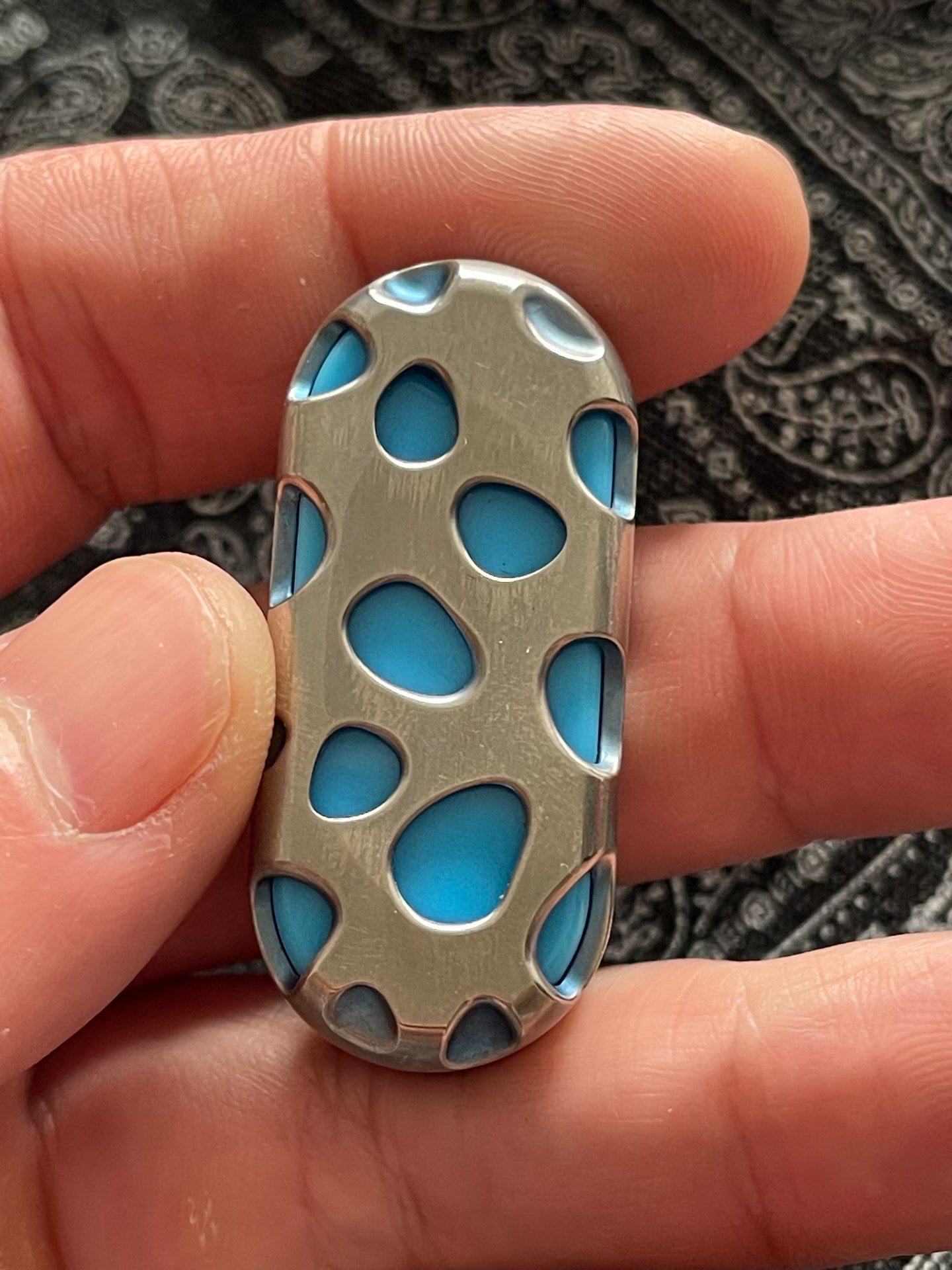 Top B Titanium