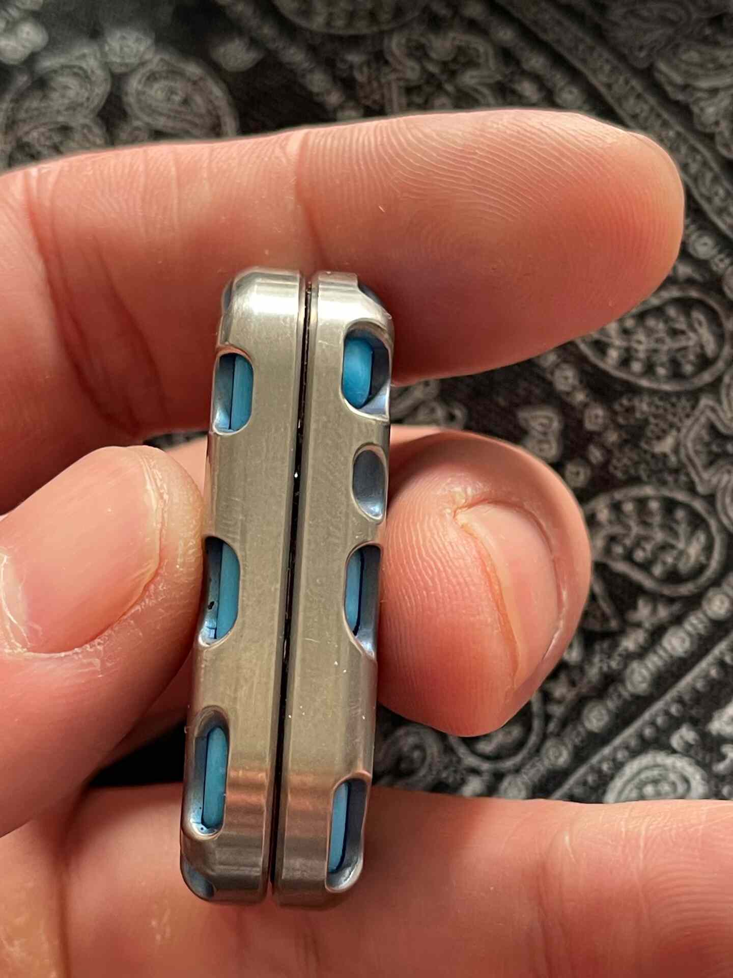 Top B Titanium