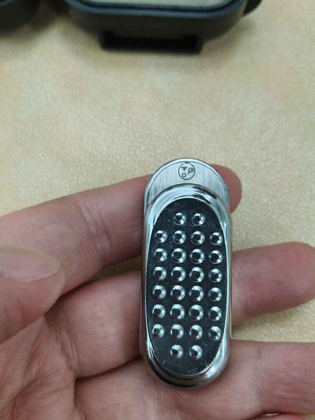 Top B Bubble Stainless Steel