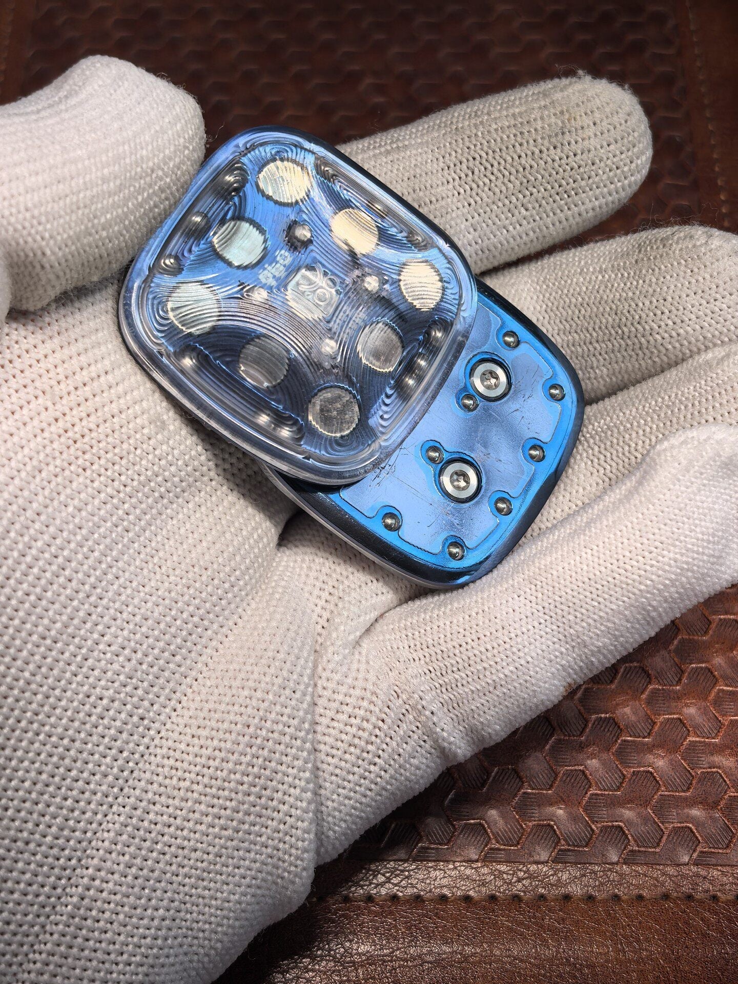 Maze Titanium