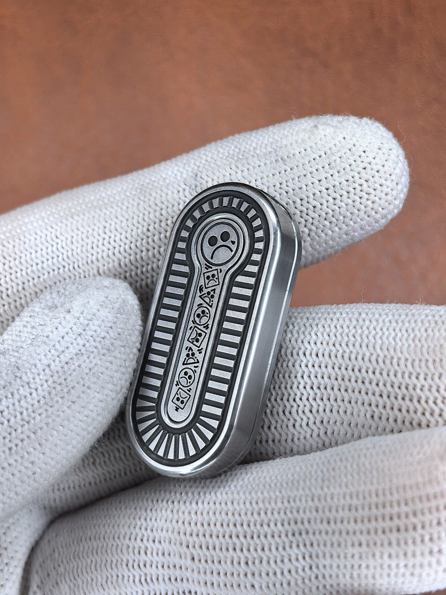 Top F, Stainless Steel