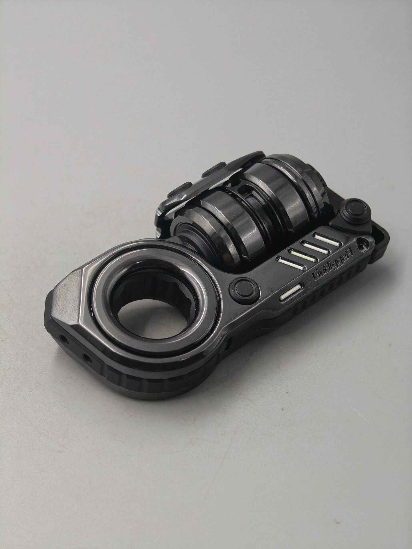 Sinian Zirconium