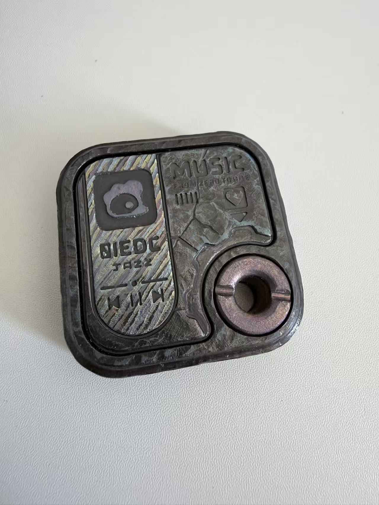 CD Base Zirconium