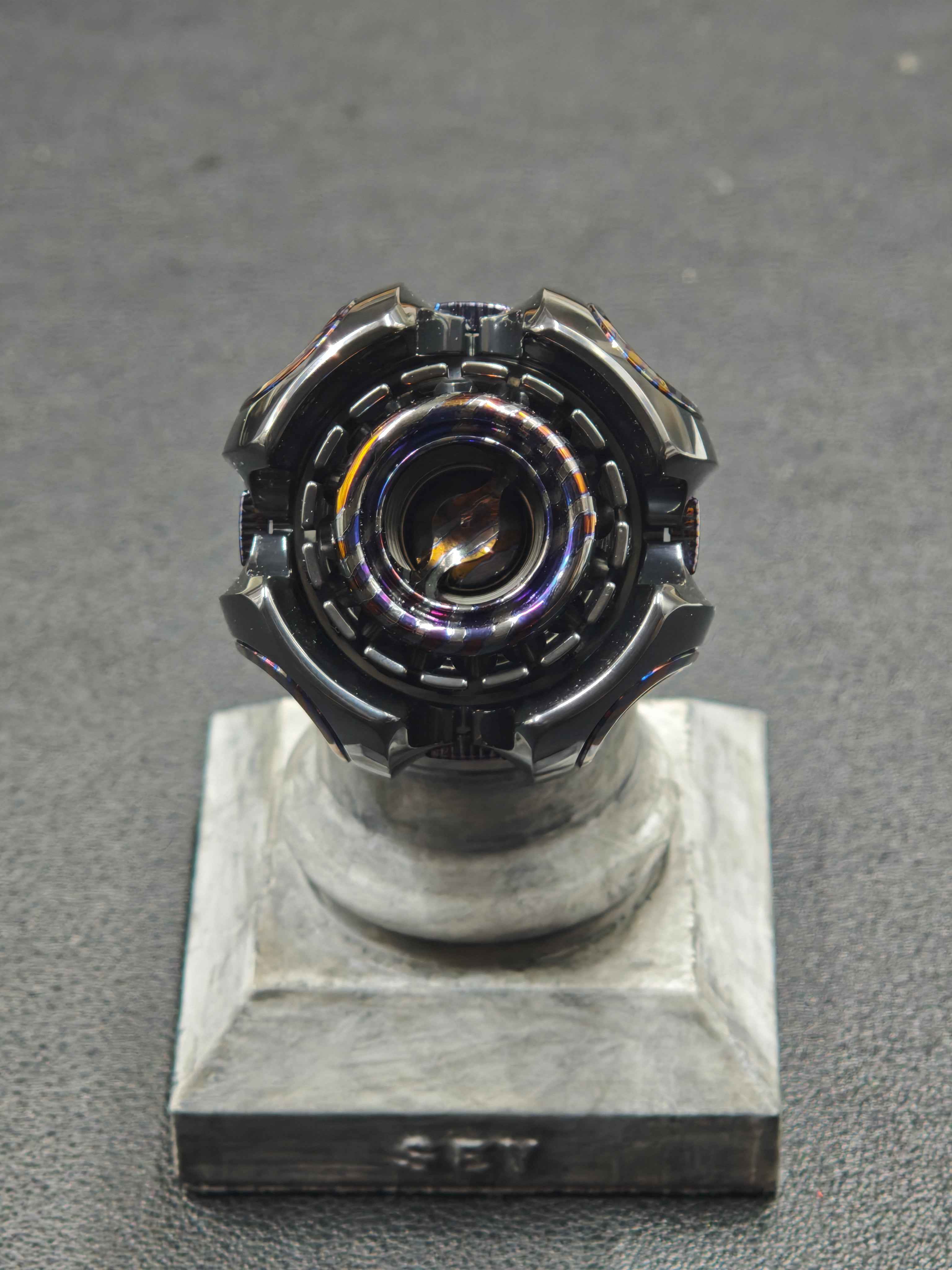 Noiz O Zirconium Zircuti