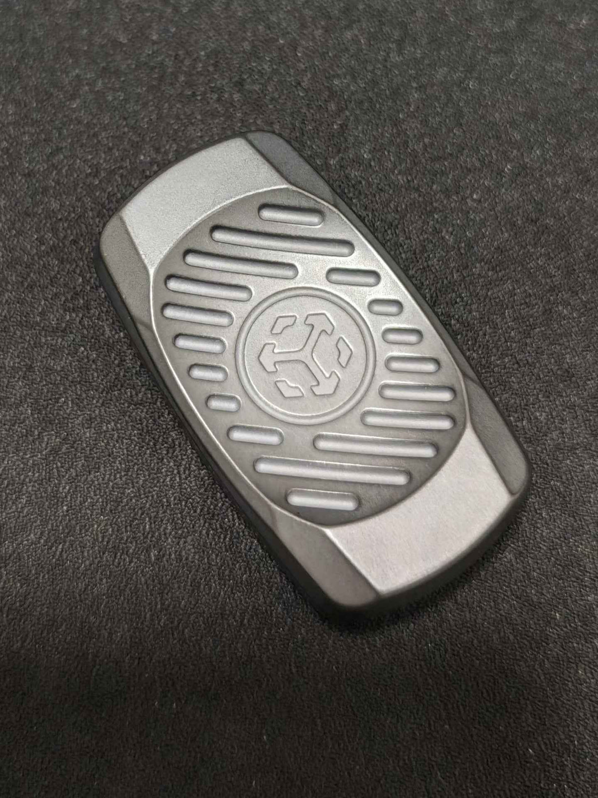 Infinity Slider Zirconium