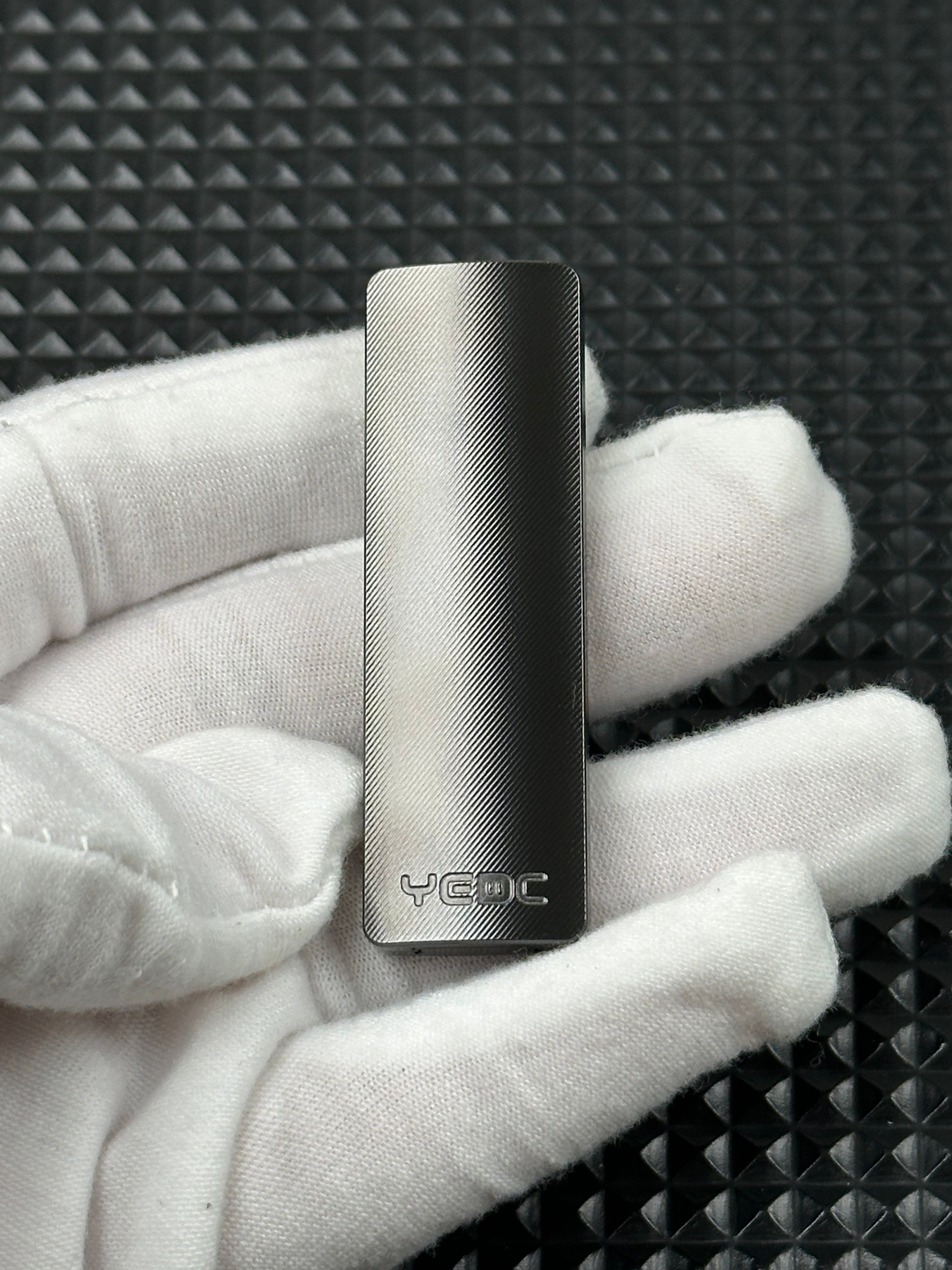 Ji Li 2.0 Zirconium